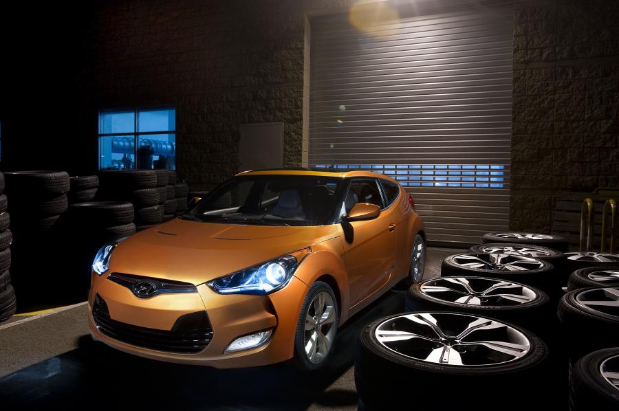  Hyundai Veloster 2011 года  (фото 31 из 184)